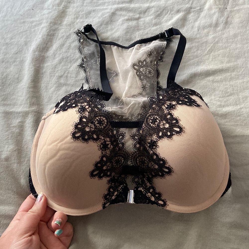 NWOT Victorias Secret Bra